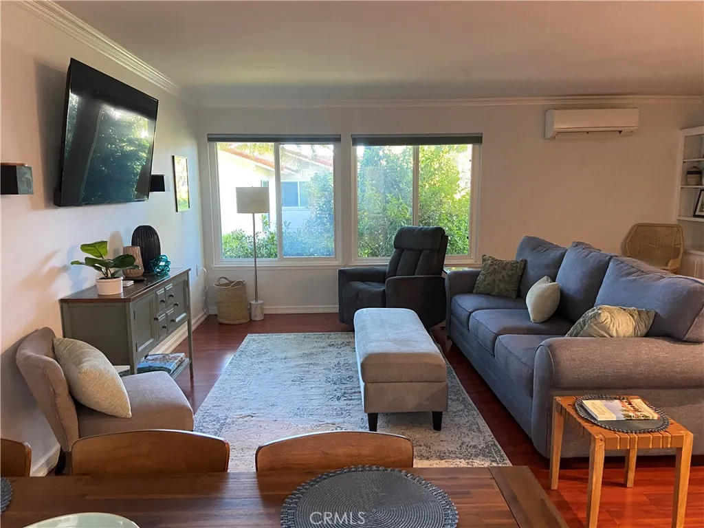 Laguna Woods, California 92637, United States, 2 Bedrooms Bedrooms, ,2 BathroomsBathrooms,Residential,Active,252105