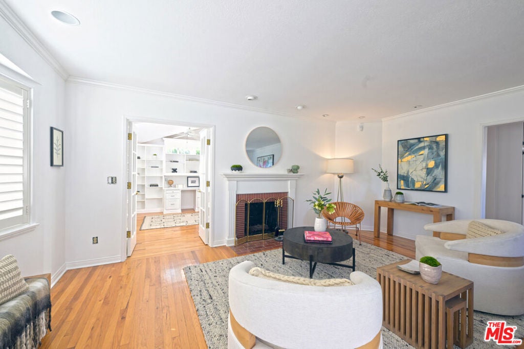6031 W 78th Street
