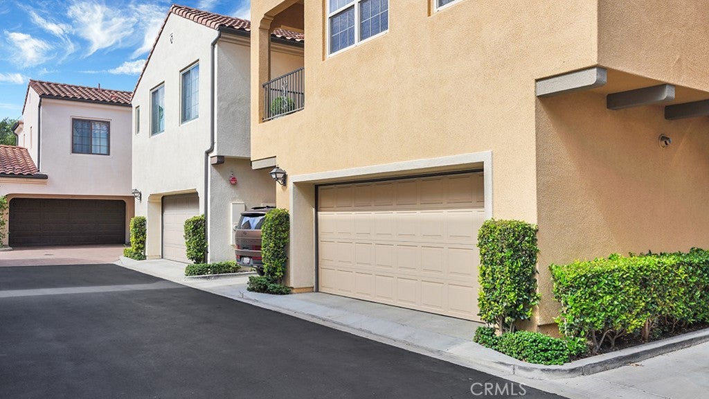 102 Painted Trellis, Irvine CA 92620 - Photo 28