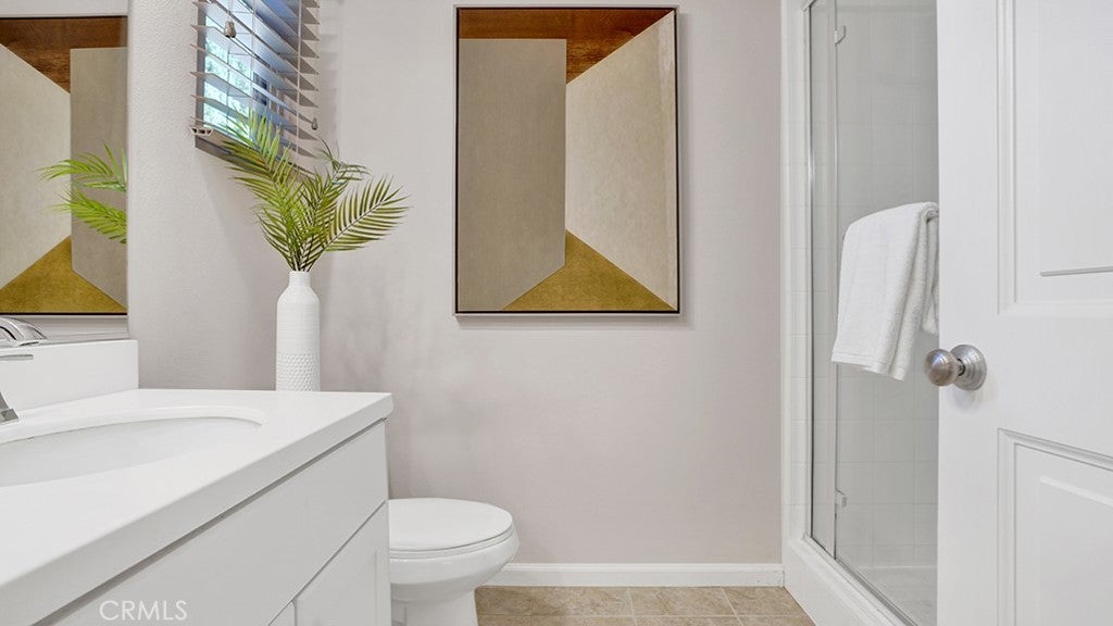 102 Painted Trellis, Irvine CA 92620 - Photo 6