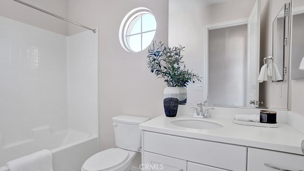 102 Painted Trellis, Irvine CA 92620 - Photo 23