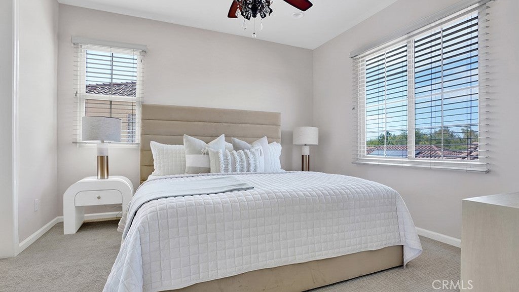 102 Painted Trellis, Irvine CA 92620 - Photo 18