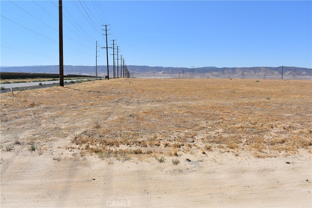 11000 Avenue G8