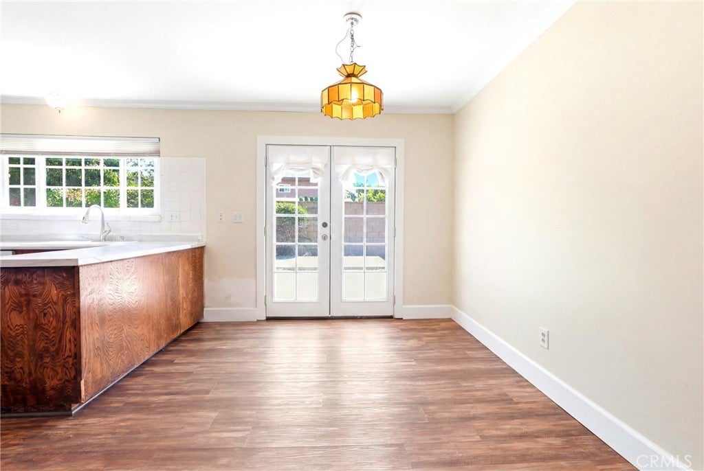 1714 N Corona