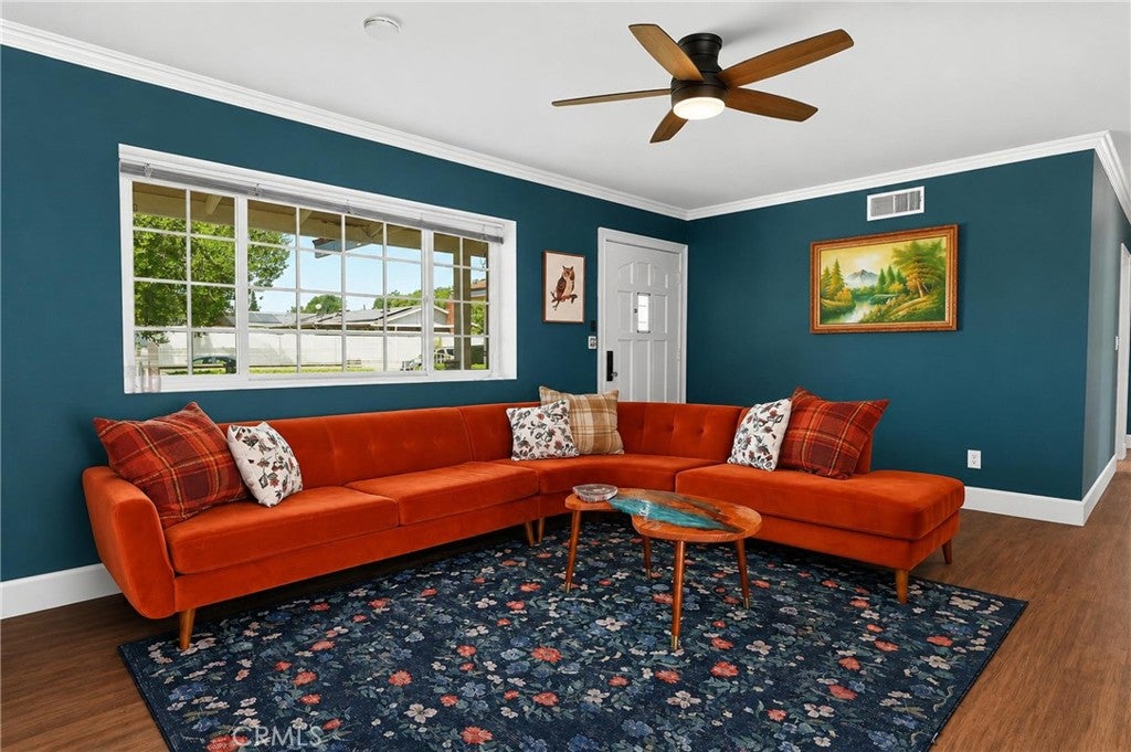 1714 N Corona