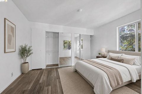 Photo of 222 Piedmont Lane Ln, Pittsburg, CA 94565 (MLS # 41134086)