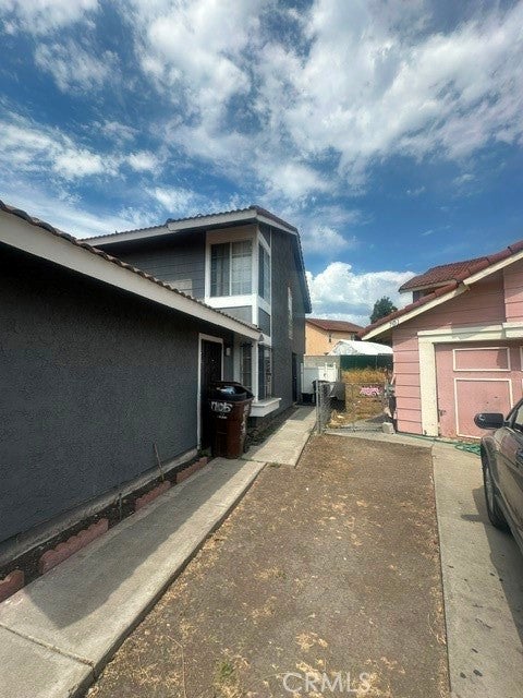 705 Matthisen Circle