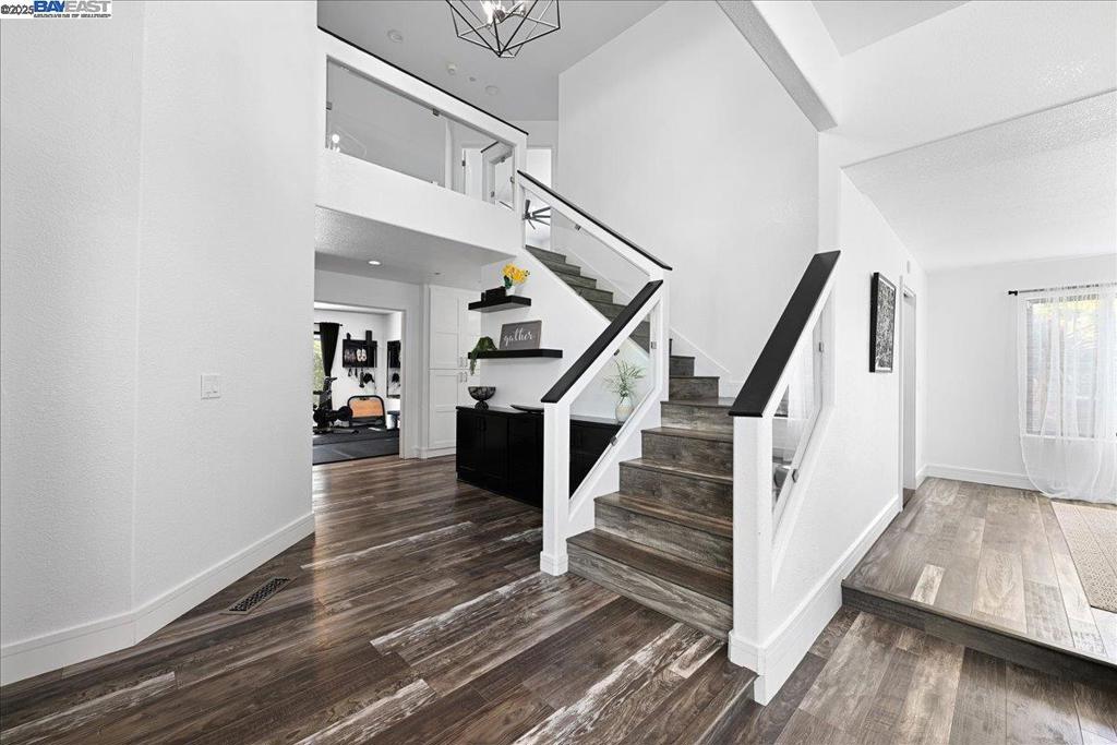 1890 Conte Way