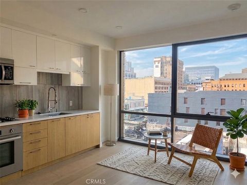 Photo of 400 S Broadway #601, Los Angeles, CA 90013 (MLS # WS26109851)