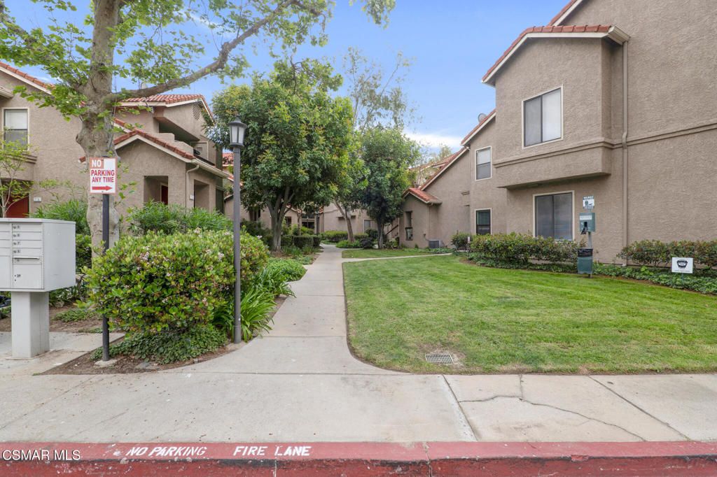 Photo of 2312 Archwood Lane #83, Simi Valley, CA 93063 (MLS # 226001603)