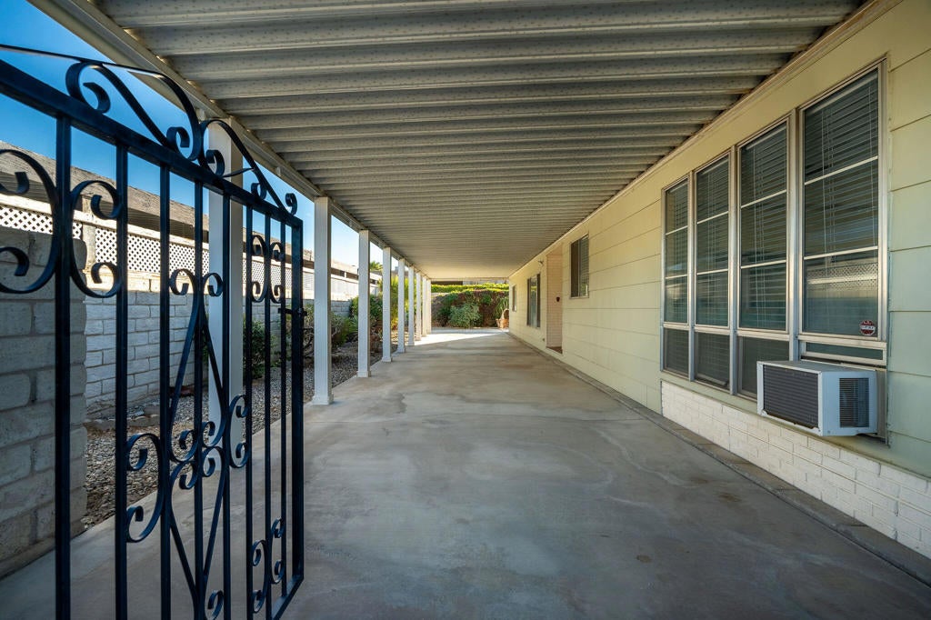 13 International Boulevard 13