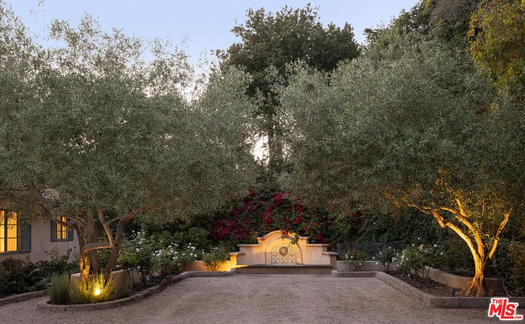 Santa Barbara, California 93108, United States, 5 Bedrooms Bedrooms, ,5 BathroomsBathrooms,Residential,Active,158655