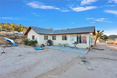 25735 Santa Rosa Apple Valley CA 92308