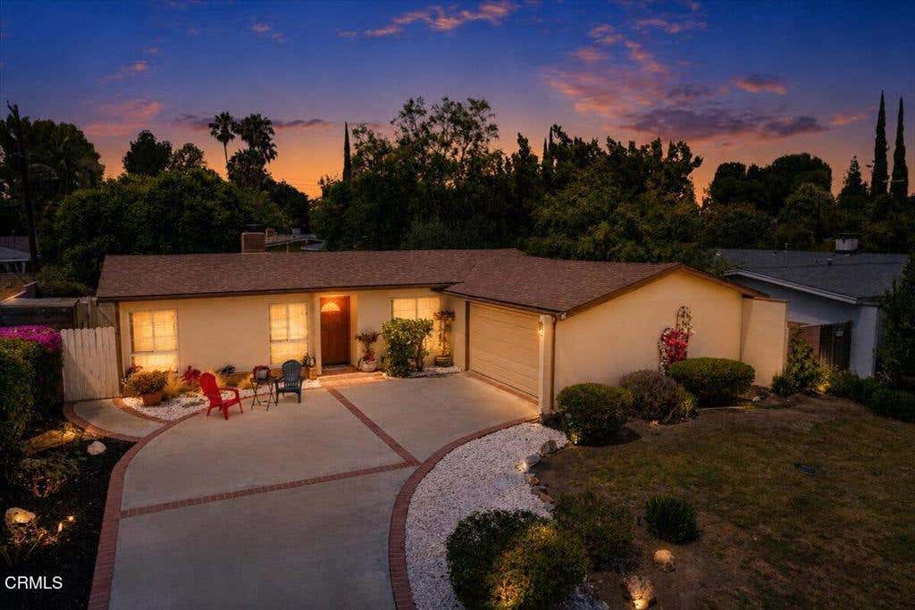 Photo of 22901 Leadwell Street, West Hills, CA 91307 (MLS # V1-37836)