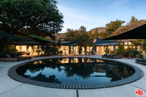 Photo of 12460 Yellow Hill Road, Malibu, CA 90265 (MLS # 26853835)