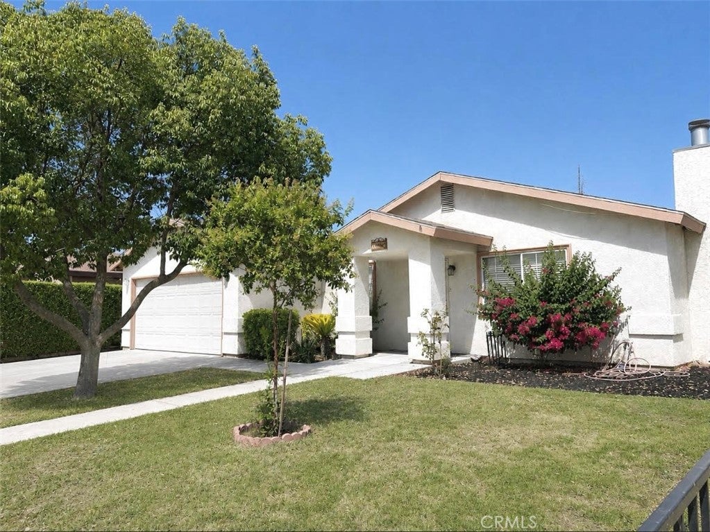 1850 Pepper Tree Close