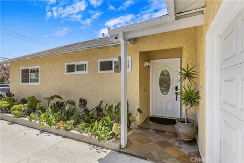 7689 Holder St, Buena Park, CA 90620 - MLS#: PW26122239