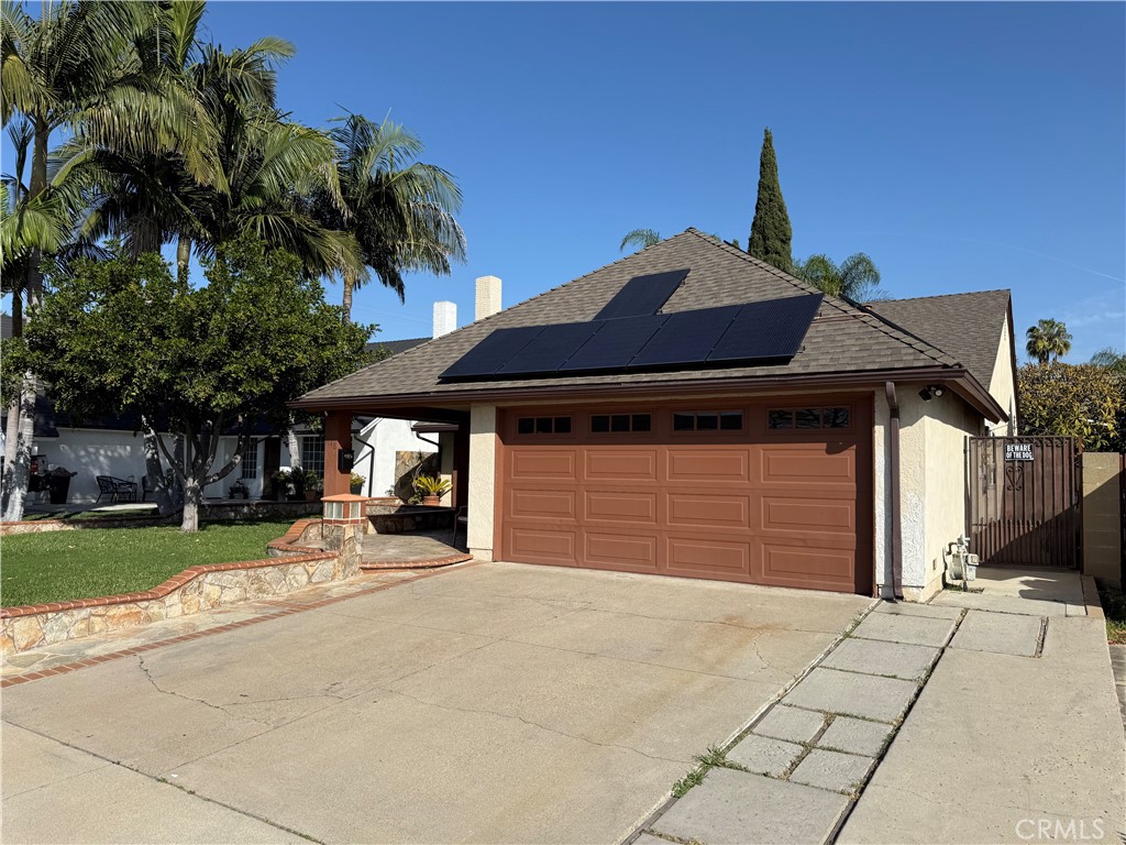 1748 N Oxford Street