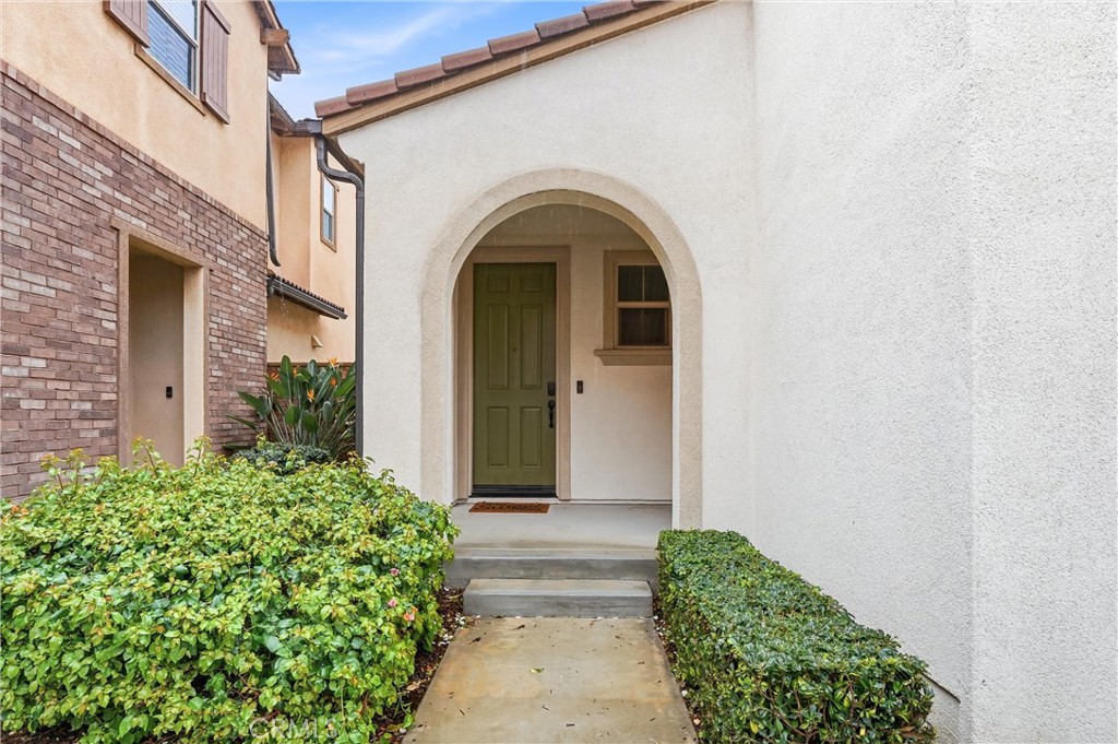 2887 Villa Catalonia Court