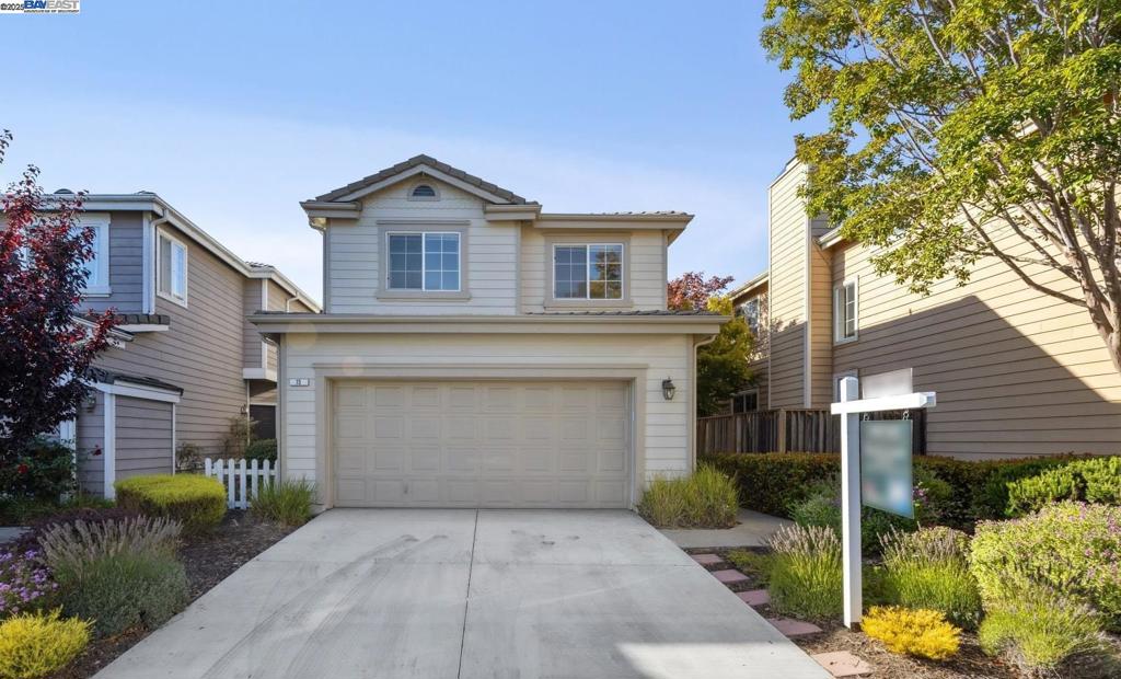 Enjoy life by the bay in this contemporary 3-bedroom 2.5 bath single family home. This home welcomes you with vaulted ceilings in the living room, a dining area and an open kitchen and family room combo. Second level features 2 spacious bedrooms and a primary bedroom and bathroom with a walk-in closet. Dual pane windows and patio doors leads to the yard space. 2-Car garage and a driveway. Mini playground just few steps away. This property is located just blocks from the Corica golf course, top-rated Alameda K-8 school, SF Ferry terminal, Oakland Airport and a convenient shopping center. Fantastic location as this home is set alongside miles of San Francisco Bay shoreline and lagoon walking/biking trails.