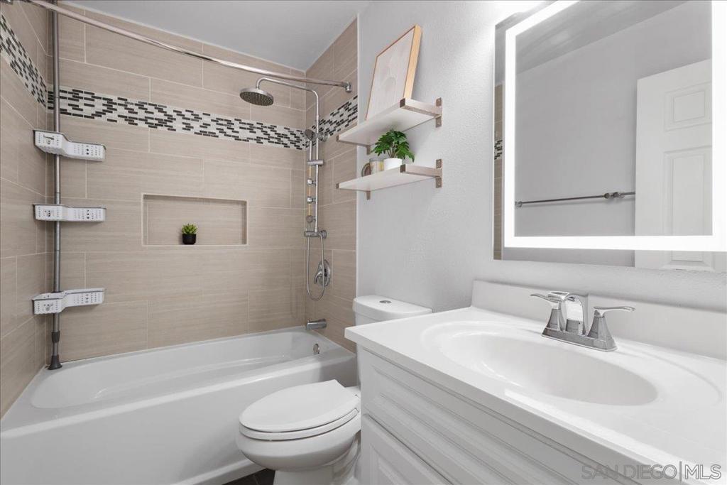 Paradise Hills - Residential