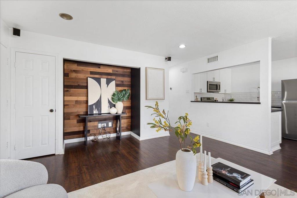 Paradise Hills - Residential