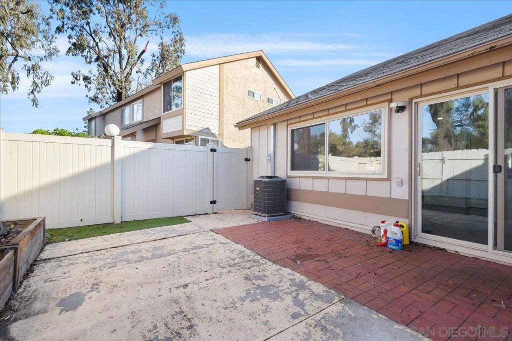 Paradise Hills - Residential