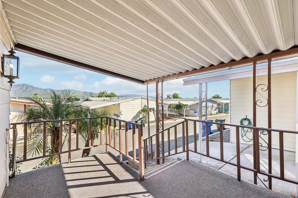 275 S Worthington St 14