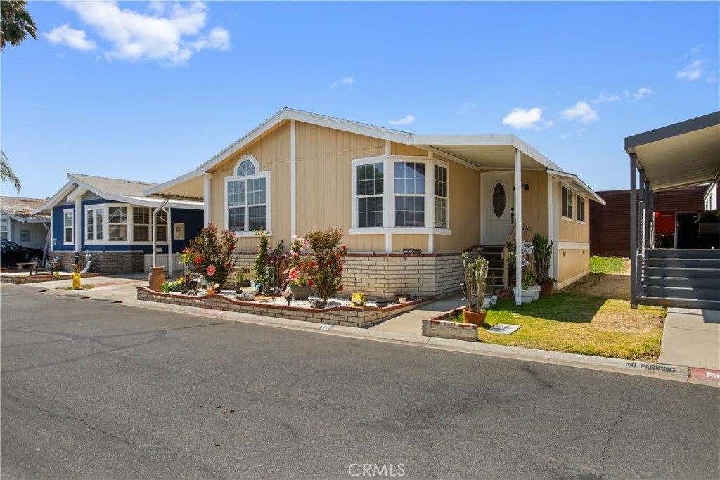 21217 Washington Ave Spc 18