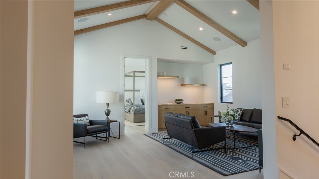 Newport Heights (NEWH) - Residential