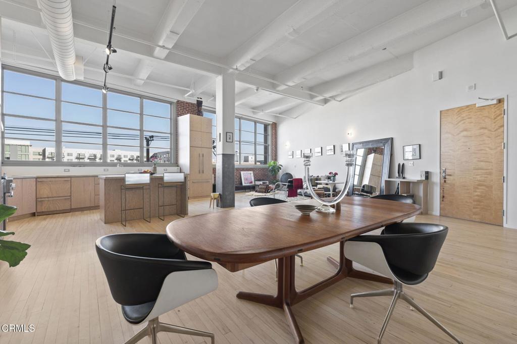 1850 Industrial Street 407