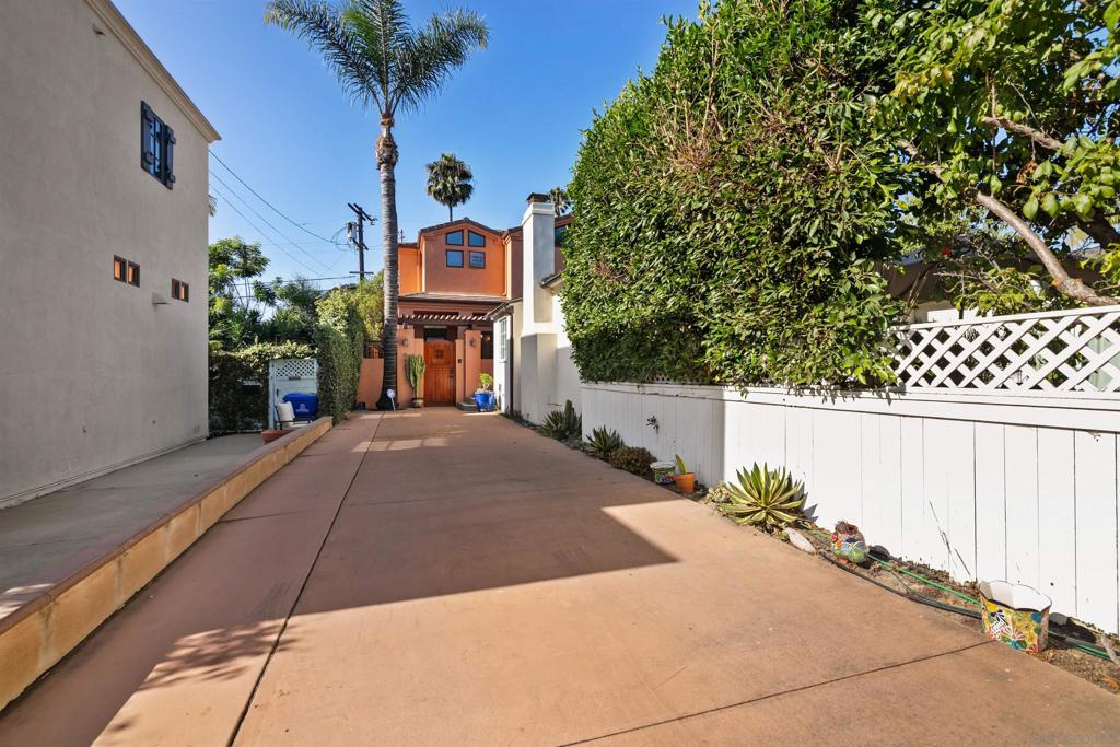 La Jolla - Residential Lease