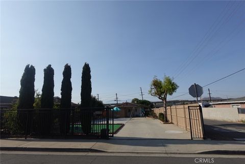 Photo of 1063 Quarry Street, Corona, CA 92879 (MLS # IG25145814)
