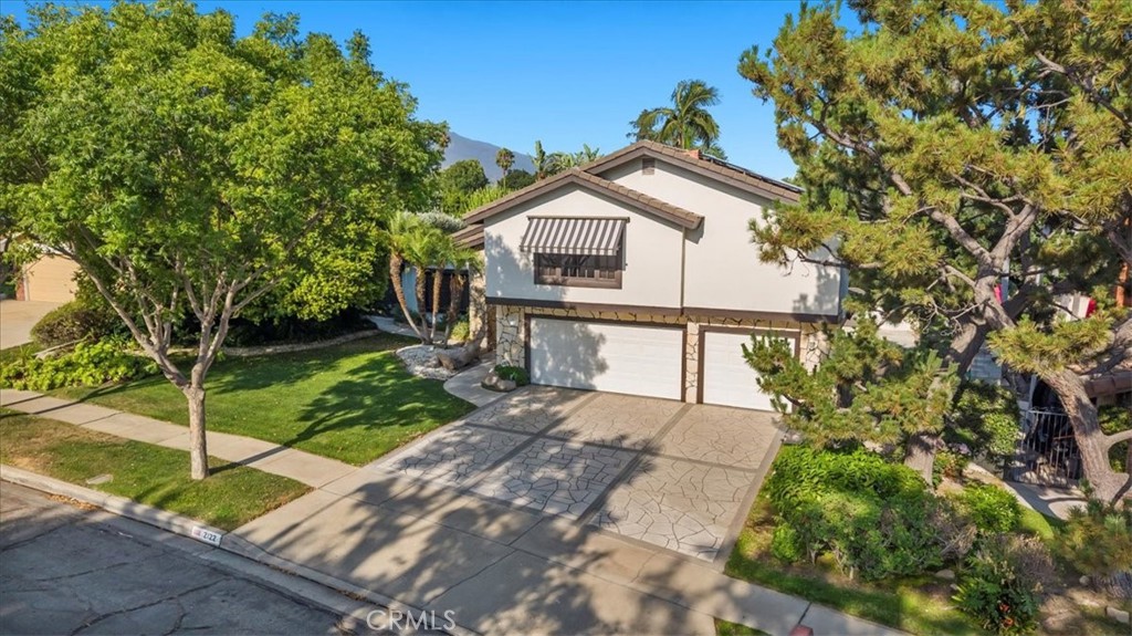 2122 Coolcrest Avenue