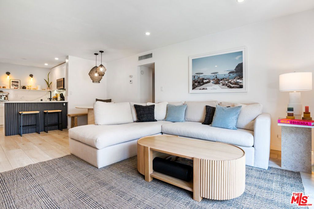 Photo of 11750 W Sunset Boulevard #407, Los Angeles, CA 90049 (MLS # 25603233)