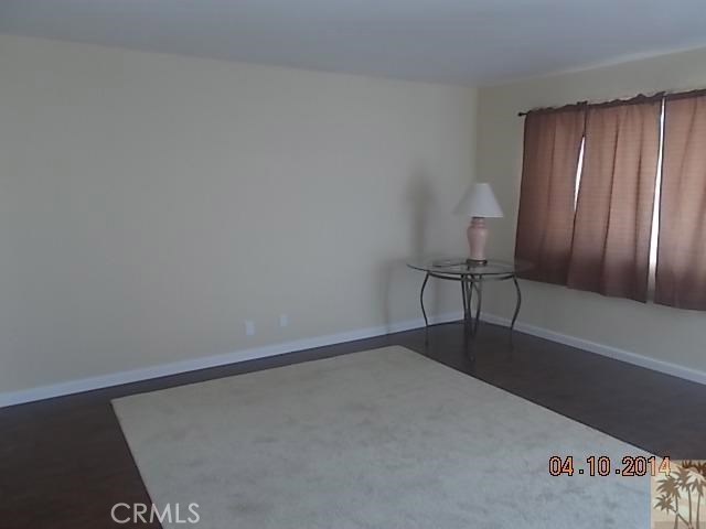 Vista Del Valle - Residential Lease