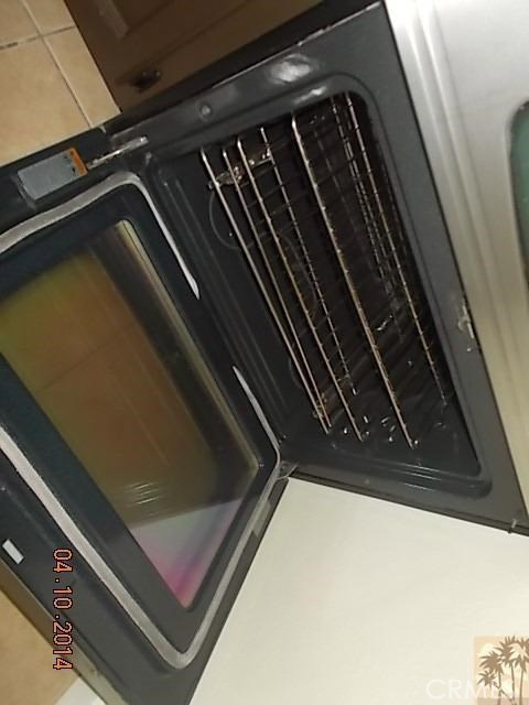 Vista Del Valle - Residential Lease