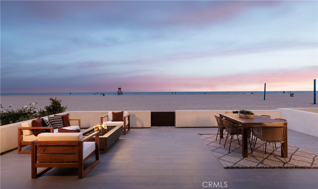7104 W Oceanfront