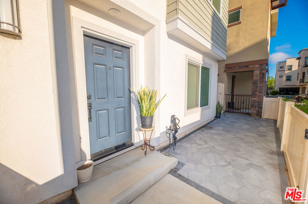 Properties 2 776 Daniel Freeman Circle
