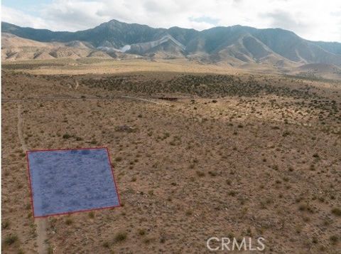 Photo of 46 Powerline Road, Lucerne Valley, CA 92356 (MLS # OC25142679) Photo of 46 Powerline Road, Lucerne Valley, CA 92356 (MLS # OC25142679)