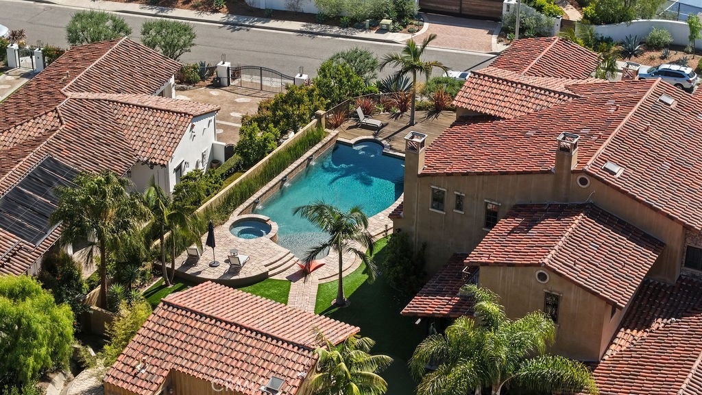 3002 Eminencia Del Sur