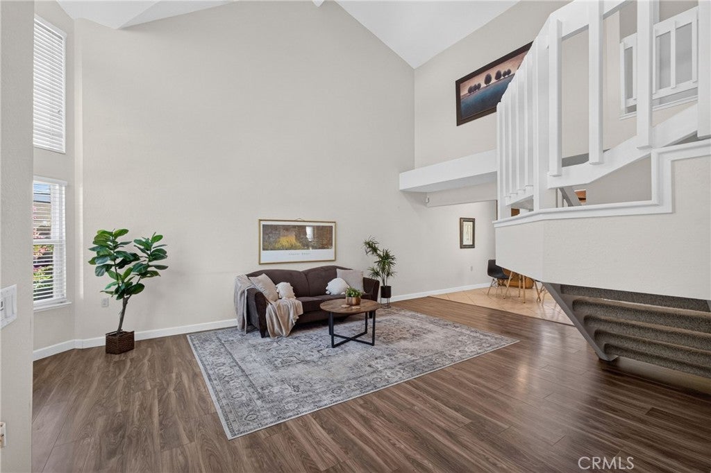 2761 Lexington Ave.