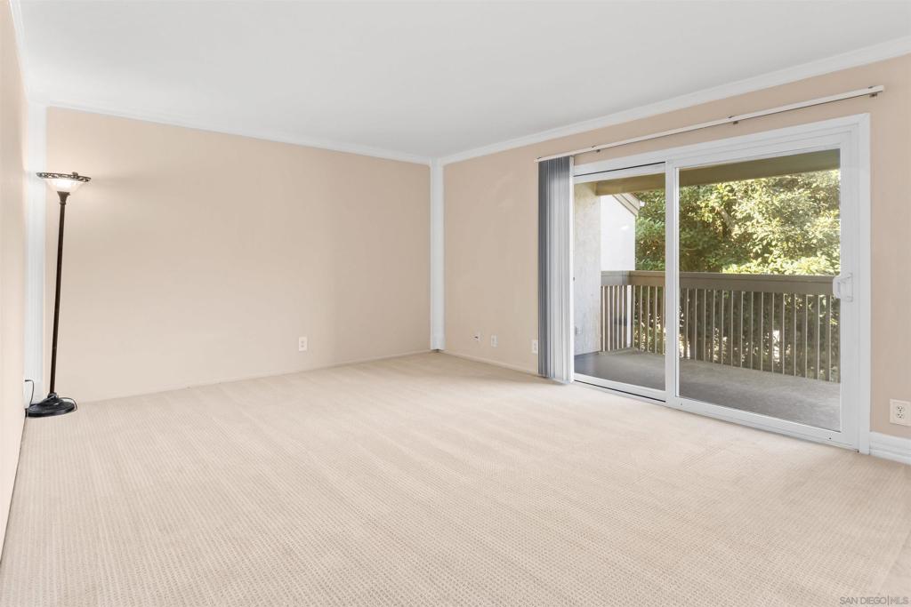 8561 Villa La Jolla Dr K