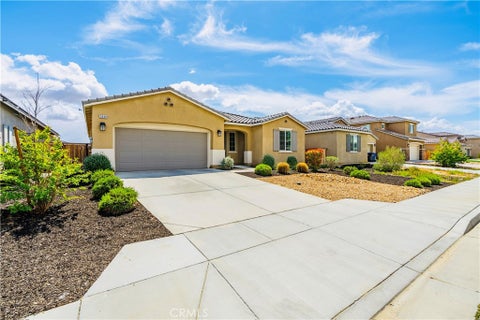 Photo of 3840 Westbrook Ave, Rosamond, CA 93560 (MLS # SR26172941)