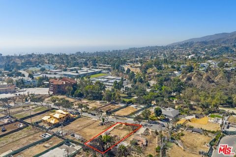 Photo of 15469 Albright Street, Pacific Palisades, CA 90272 (MLS # 25611397) Photo of 15469 Albright Street, Pacific Palisades, CA 90272 (MLS # 25611397)