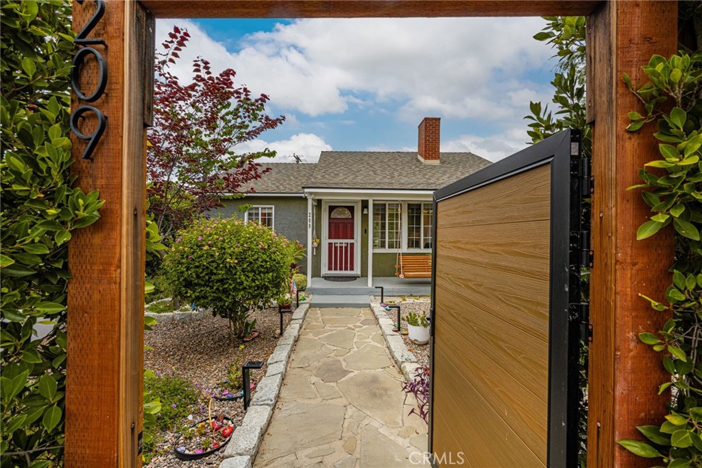 209 E 46th