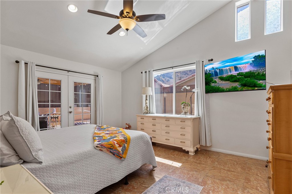 La Quinta Cove* - Residential