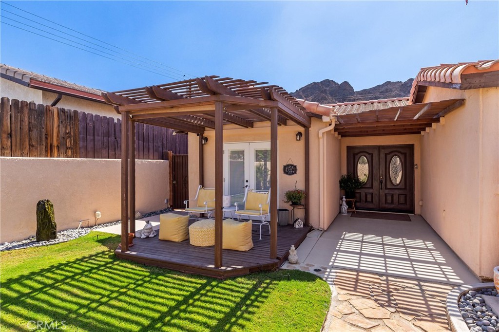 La Quinta Cove* - Residential