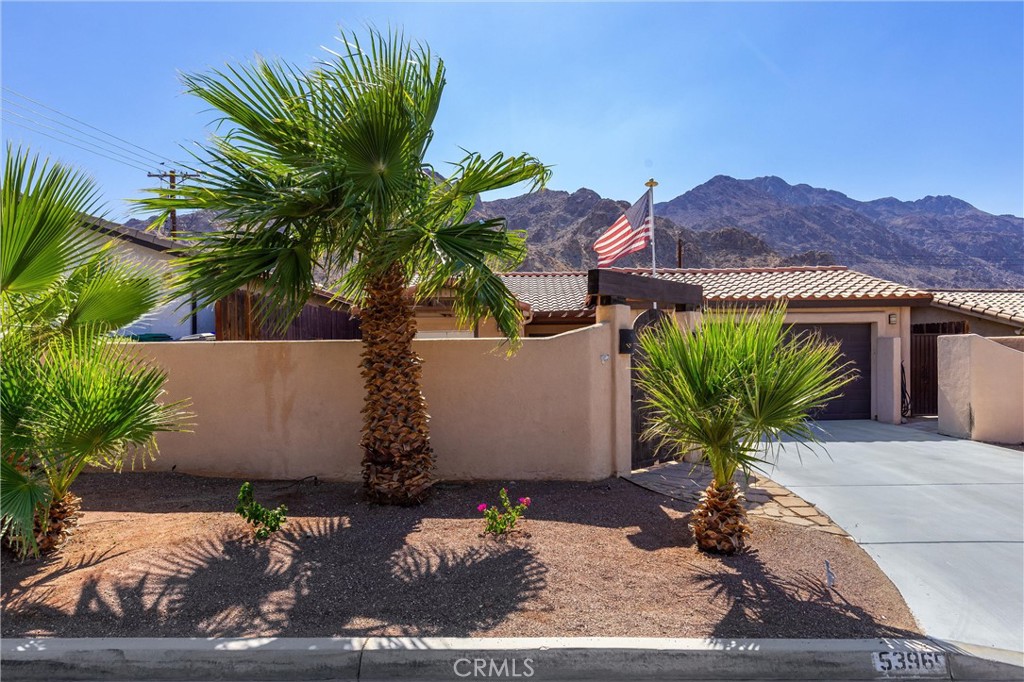 La Quinta Cove* - Residential