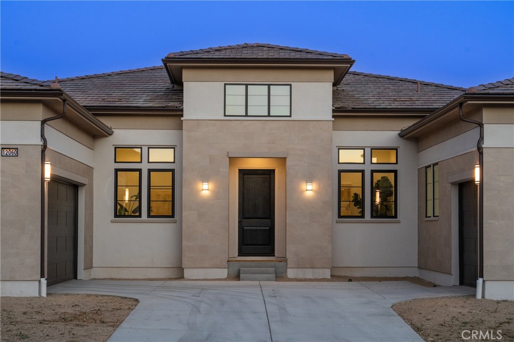 12060 Red Hawk Lane